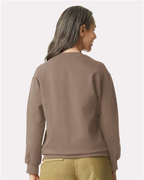 Gildan Softstyle® Midweight Crewneck Sweatshirt SF000 Brown Savana