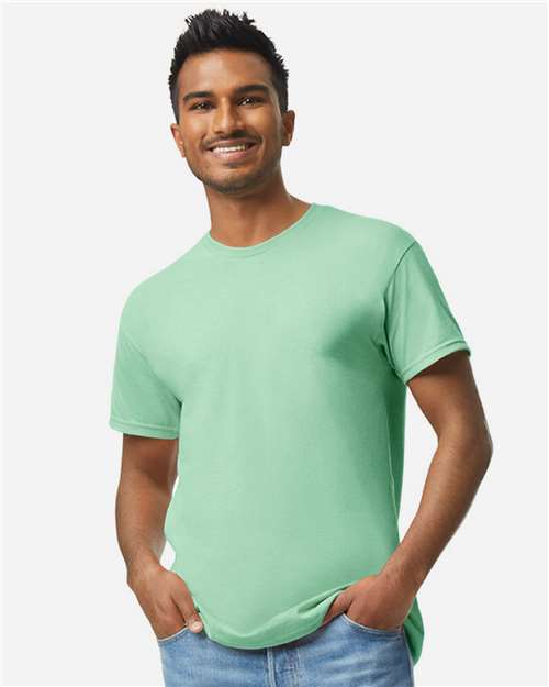 Gildan Unisex Heavy Cotton T-Shirt 16