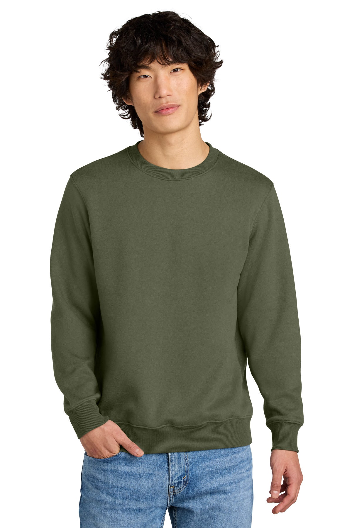 District Perfect Weight Fleece Crew DT1106