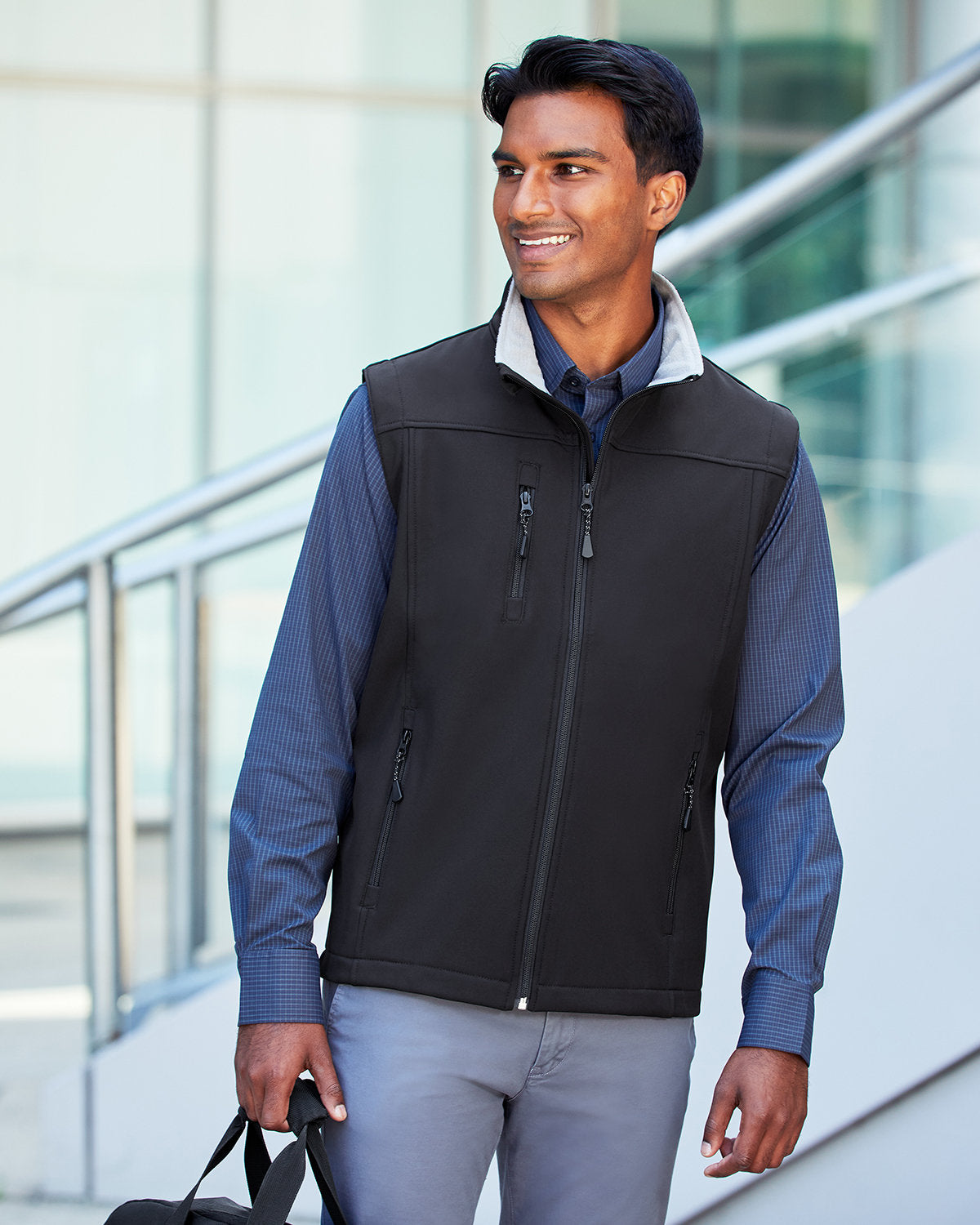 Devon & Jones Men's Soft Shell Vest D996